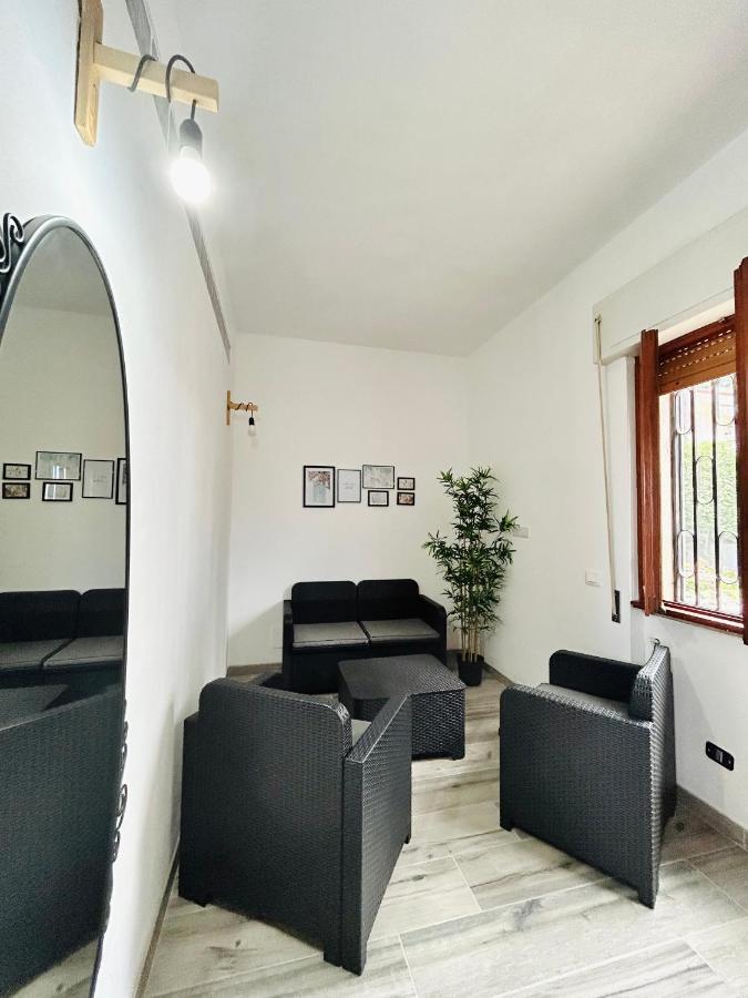 Thalassa Casa Vacanza 안치오 외부 사진