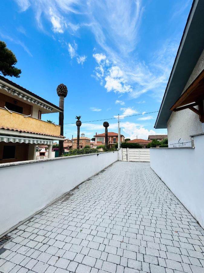 Thalassa Casa Vacanza 안치오 외부 사진